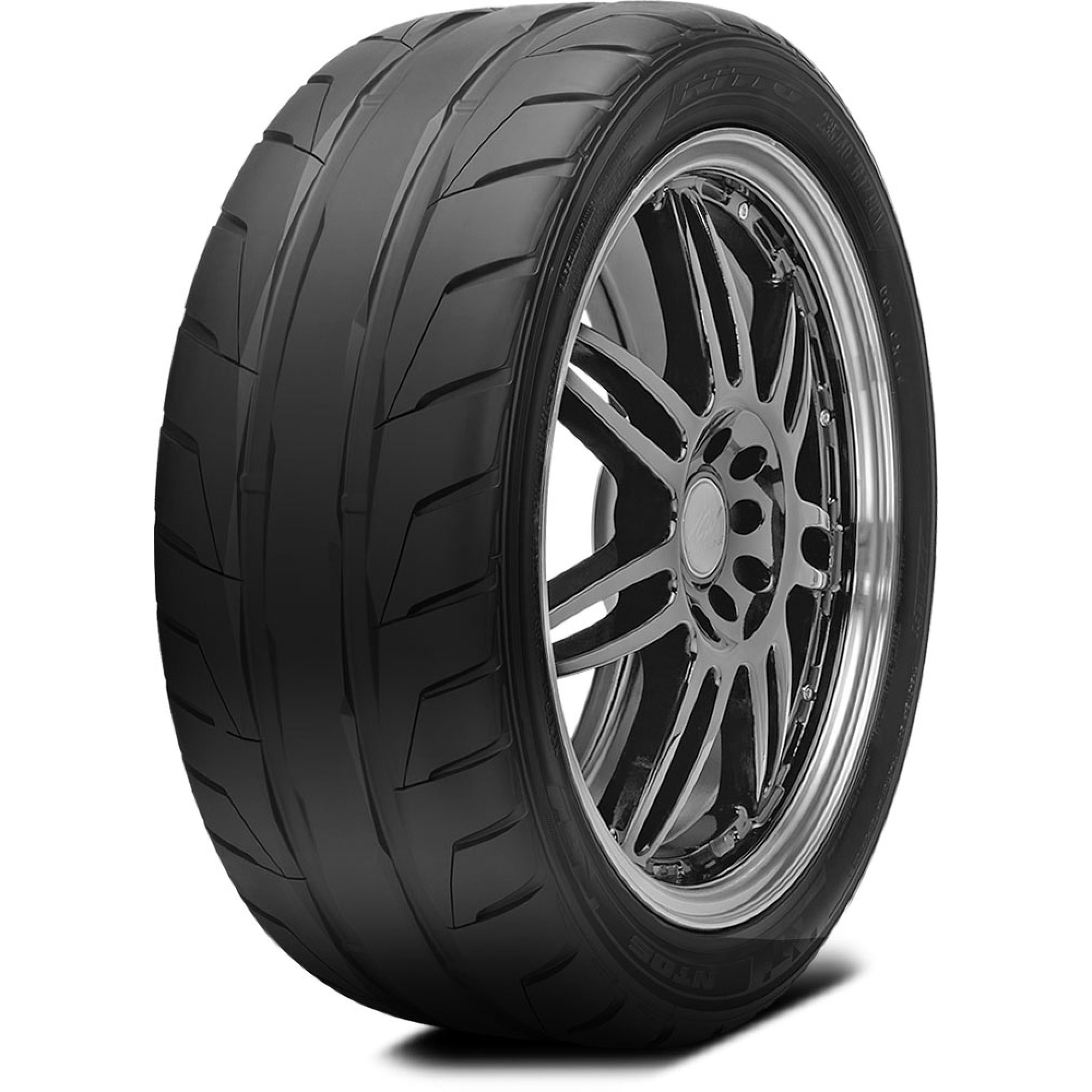 Llantas 235/40 R17  NT05 NITTO Origen japon