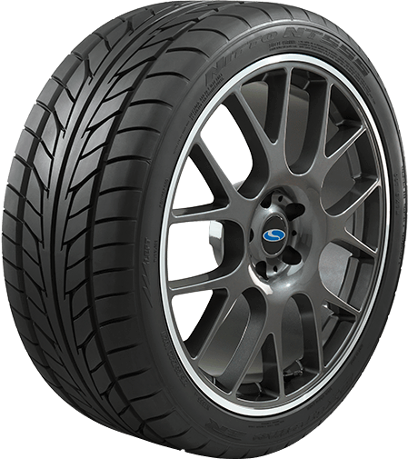 Llantas NITTO NT555 275/35 R19 